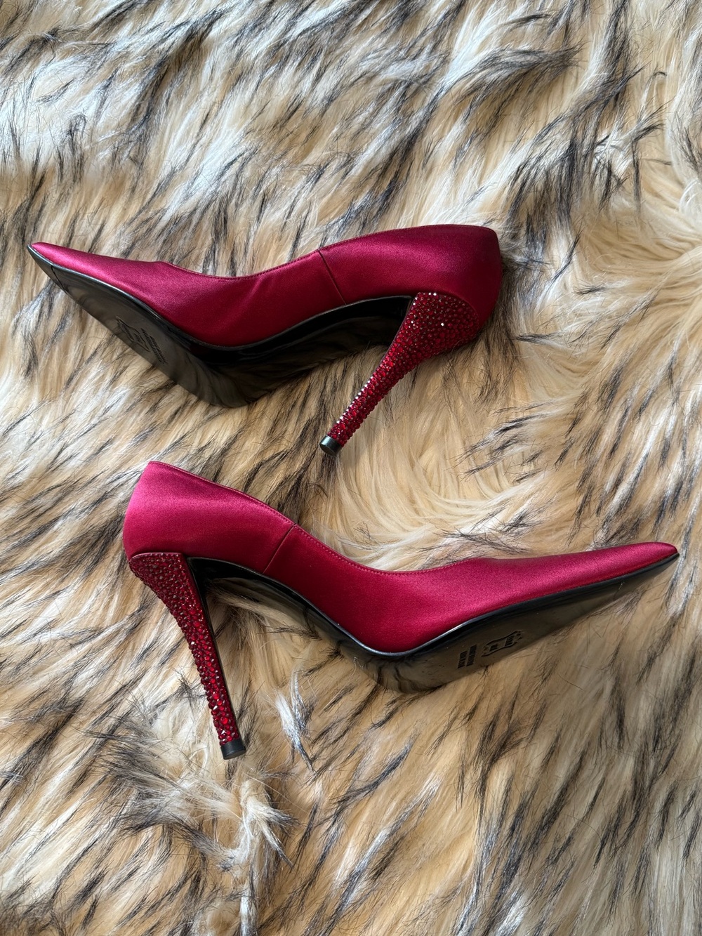 Stuart Weitzman Ruby and Silk heels pointed toe - Picture 3 of 11